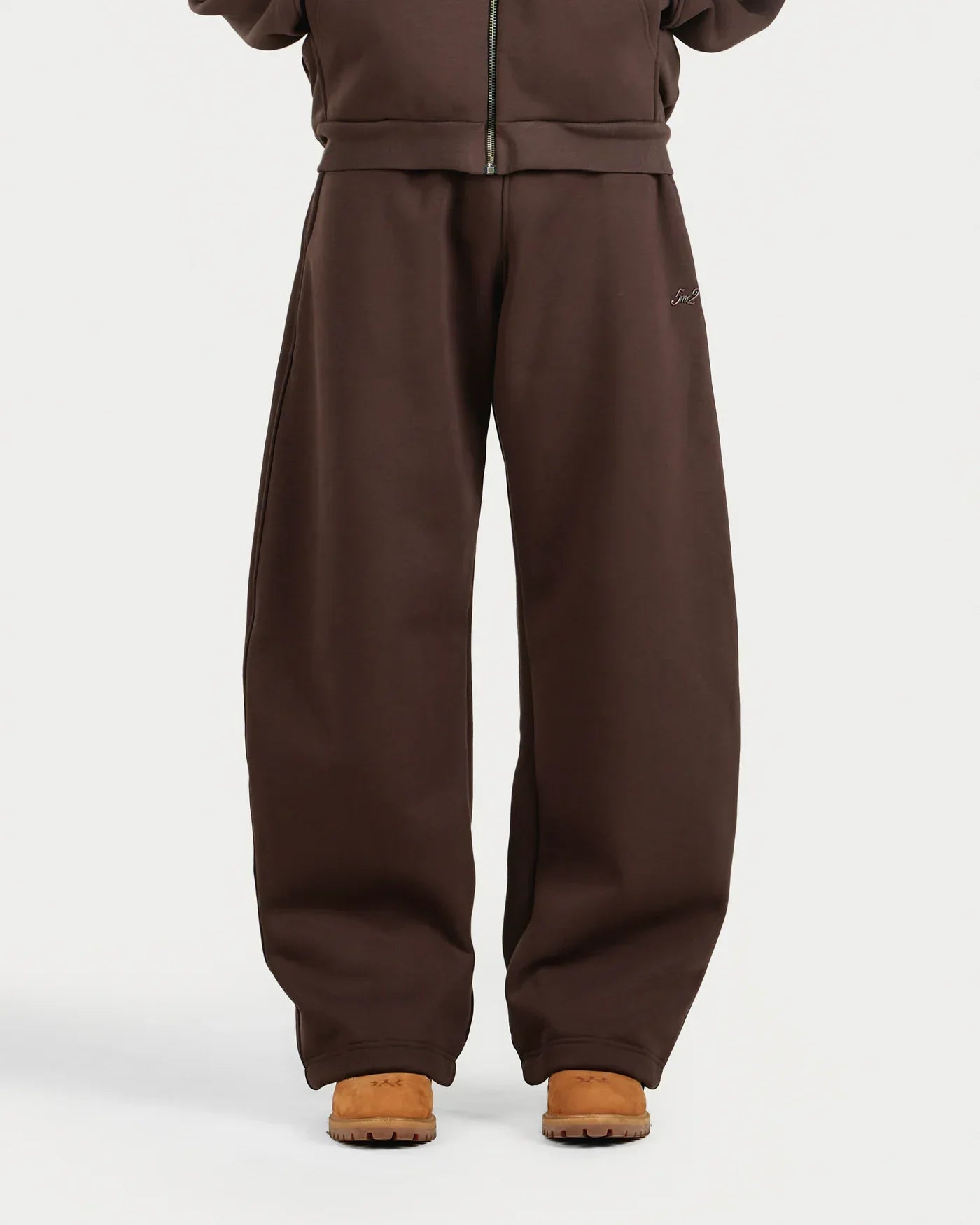 Earth Nova Track – Ensemble Complet